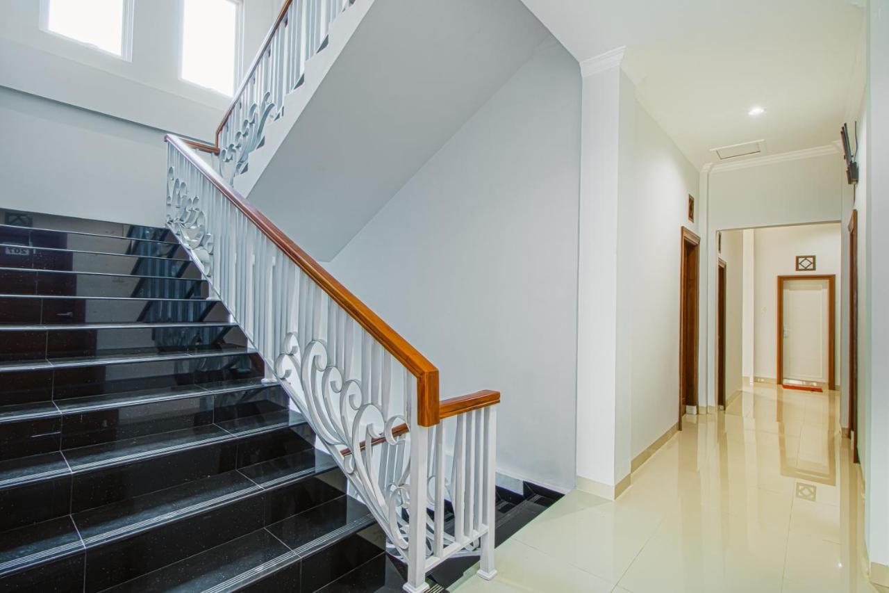 Emerald Residence Medan Exterior photo